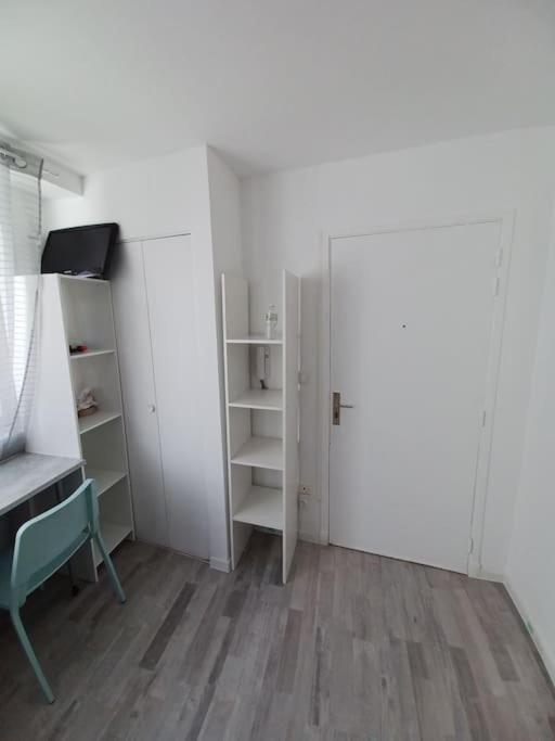 Palais De Justice Apartment *